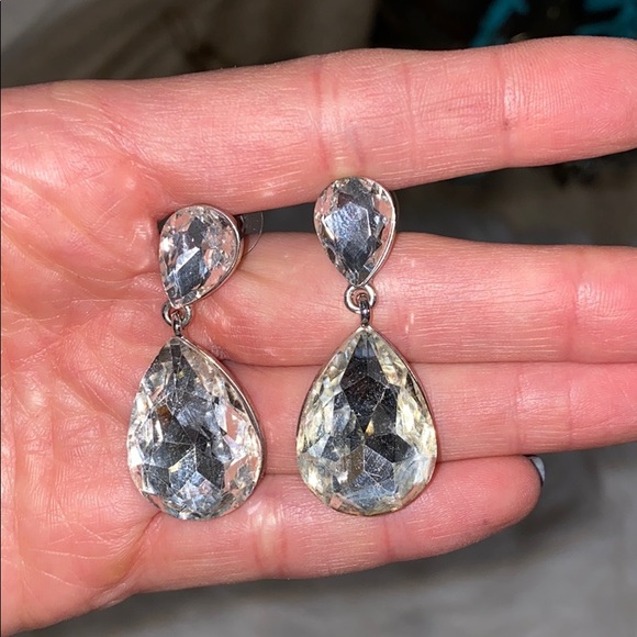 Aldo clear crystal teardrop earrings - Picture 2 of 4
